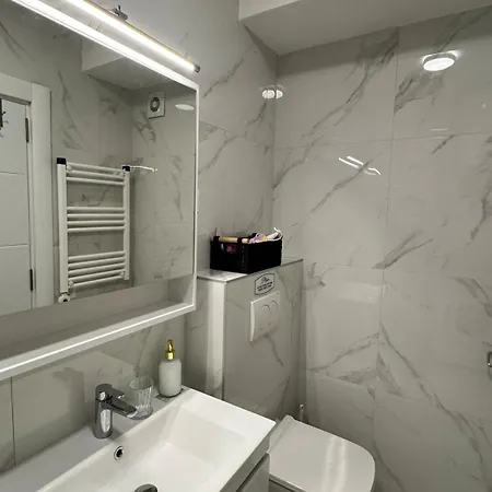 Cozy In Debar Malo! *