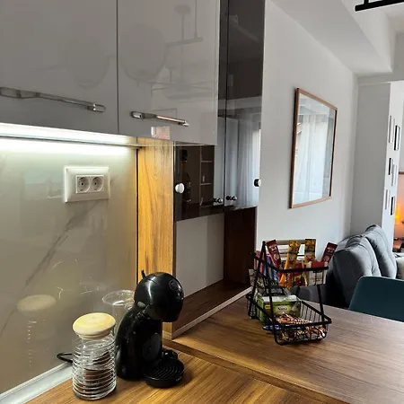 Cozy In Debar Malo! *