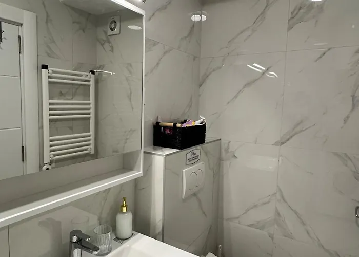 Cozy In Debar Malo! *